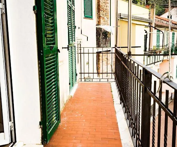 Residenza Florida ノーリ