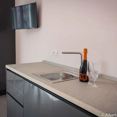 Residenza Florida Bed & Breakfast Noli
